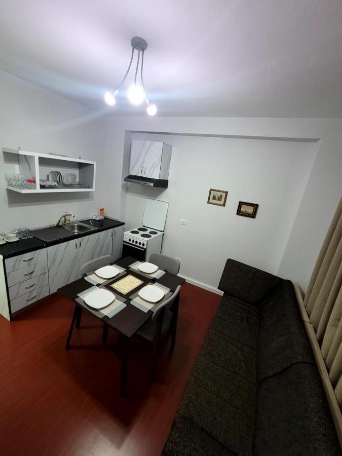 Apartamento Eni House Shkodër Exterior foto